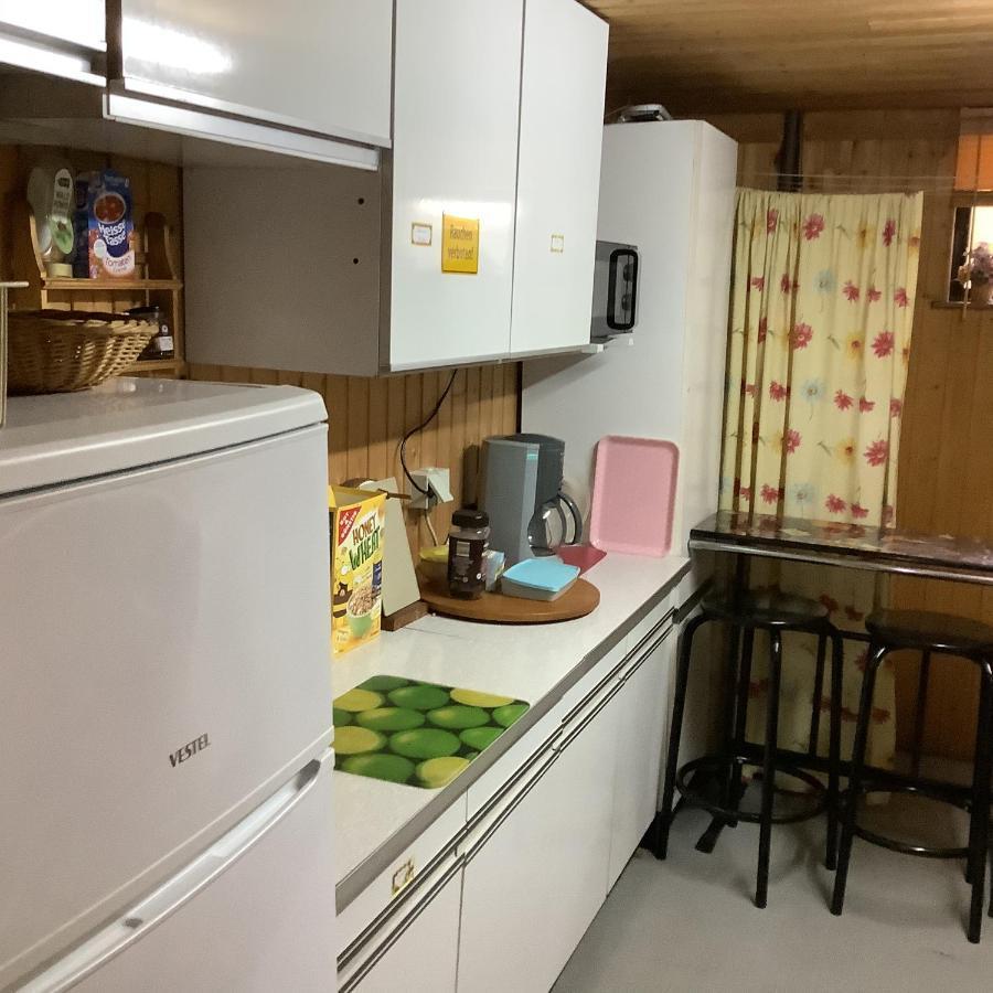 Gemuetliches Zimmer Im Seterant/Untergeschoss エッセン エクステリア 写真